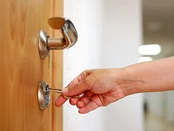 Estate Locksmith Store Miami, FL 305-894-5985 - locksmith-15